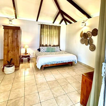 O'Coco Bungalow- Breathtaking Waterfront Views, Endless Memories Paea 外观 照片